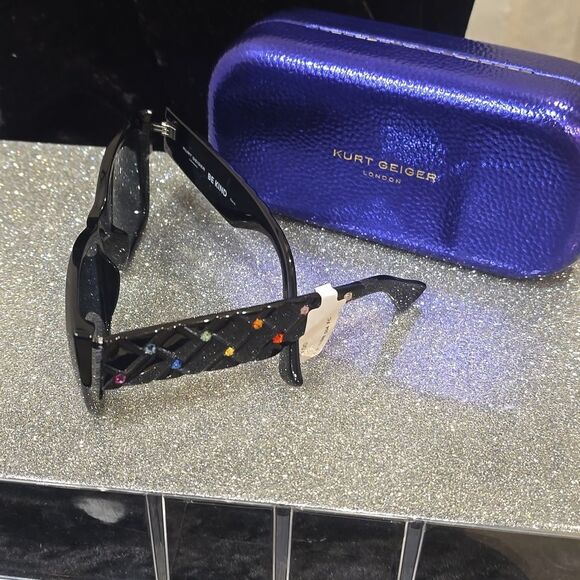 Kurt Geiger London Rectangle Kensington Sunglasses - Picture 10 of 10